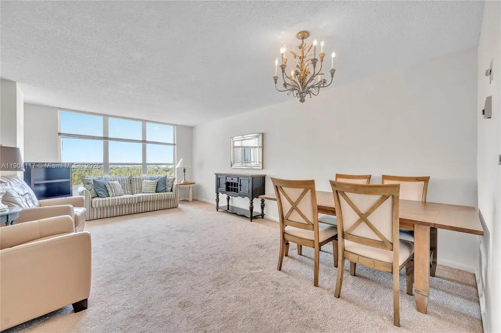4101 Pine Tree Dr, Miami Beach FL 33140 photo 3