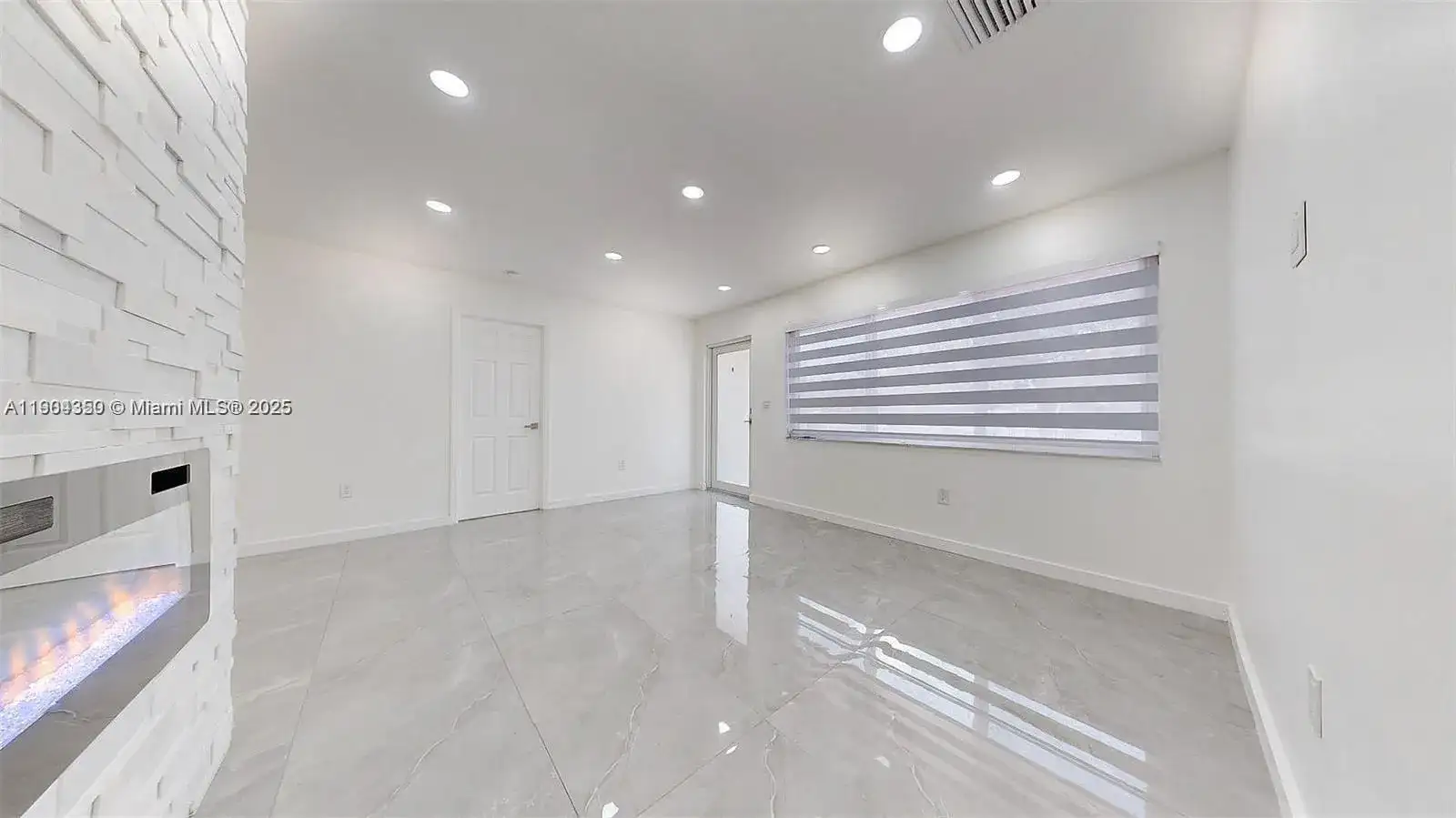 15704 SW 302nd Ter, Homestead FL 33033 photo 5