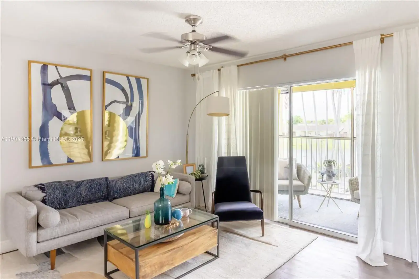 17230 NW 64th Ave, Miami Lakes FL 33015 photo 3