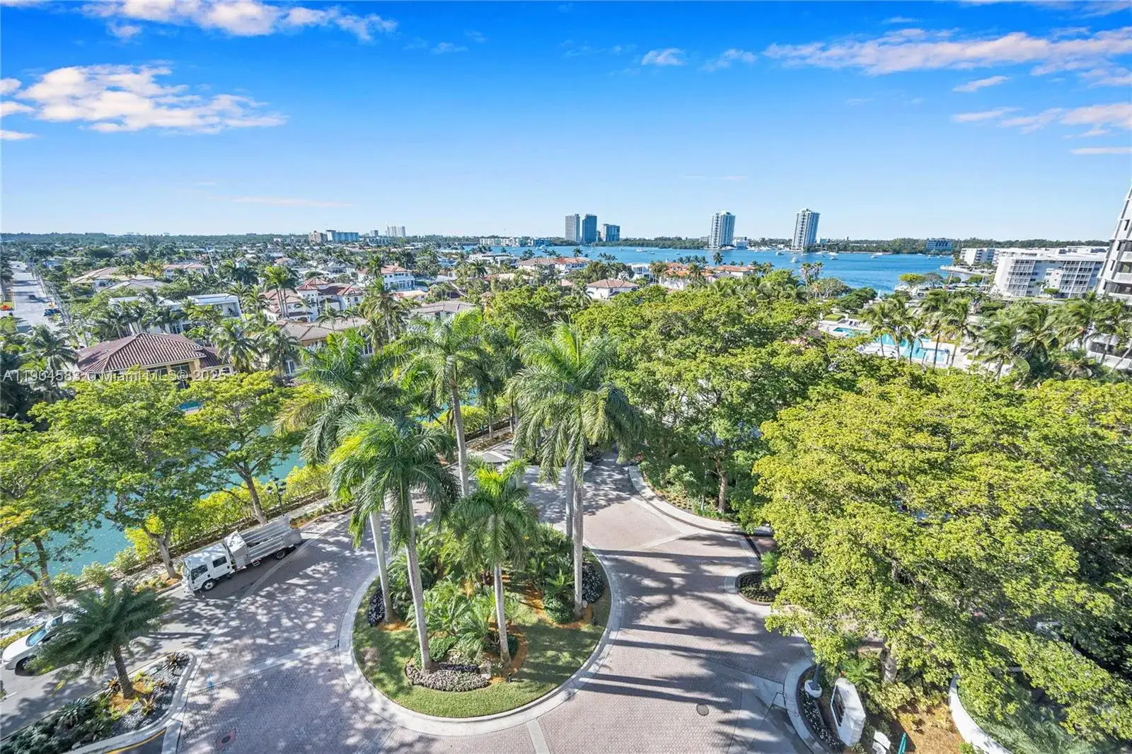2000 Island Blvd # 806, Aventura FL 33160 photo 5