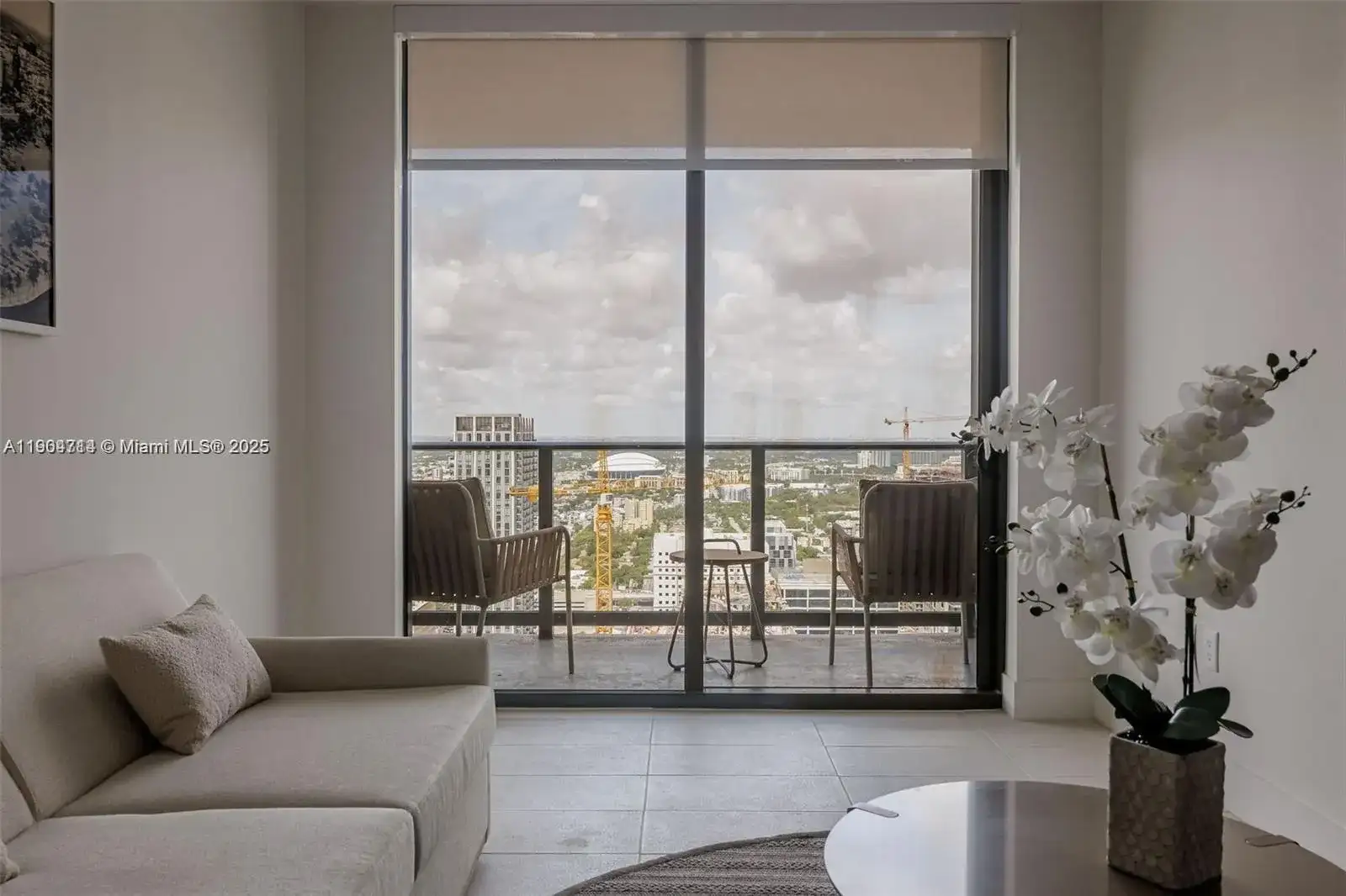 159 NE 6th St # 2404, Miami FL 33132 photo 4