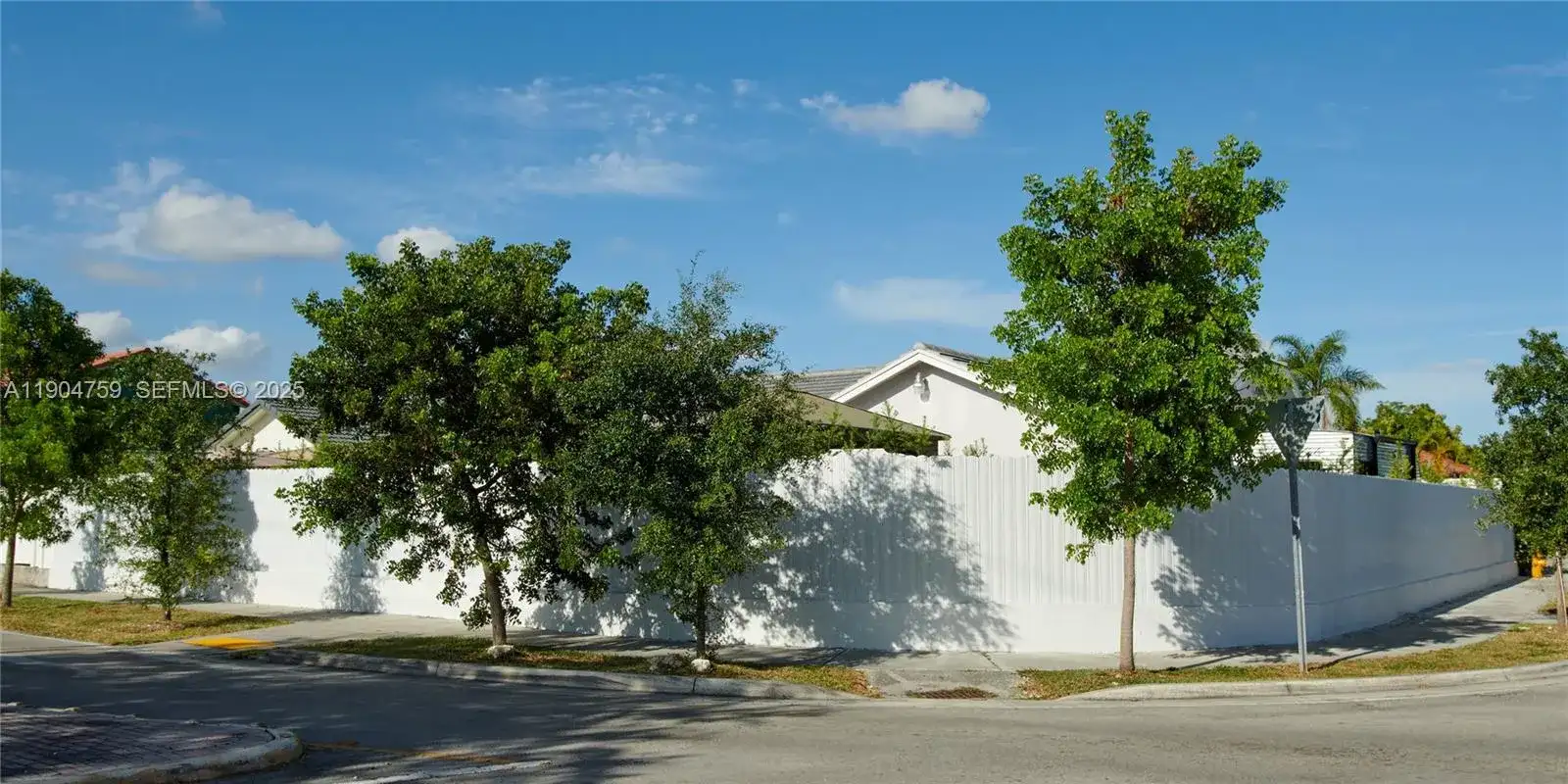 2980 SW 141st Ct, Miami FL 33175 photo 3