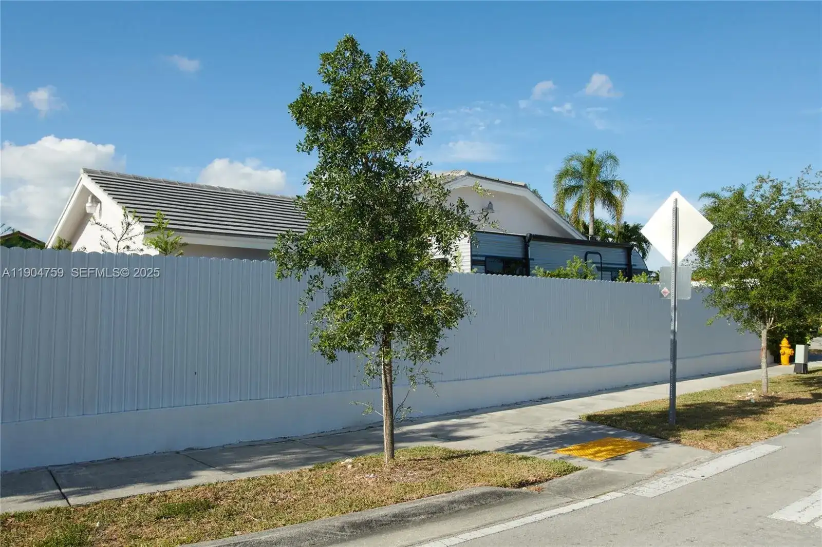 2980 SW 141st Ct, Miami FL 33175 photo 4