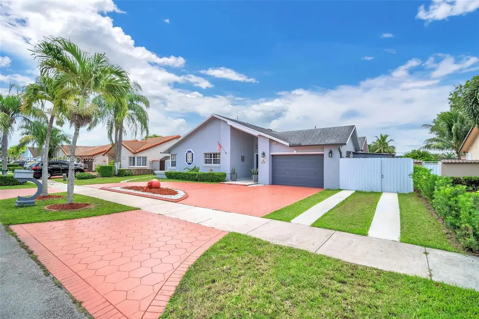 13430 SW 25th St, Miami FL 33175 photo 2