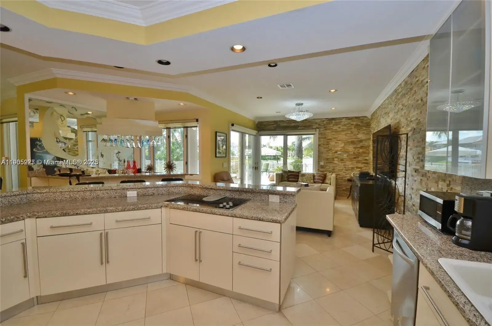 16232 NW 79th Ave, Miami Lakes FL 33016 photo 5