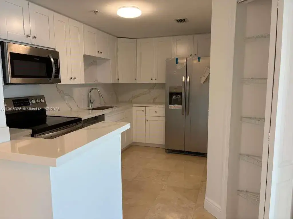 1627 SW 37th Ave # 207, Miami FL 33145 photo 4