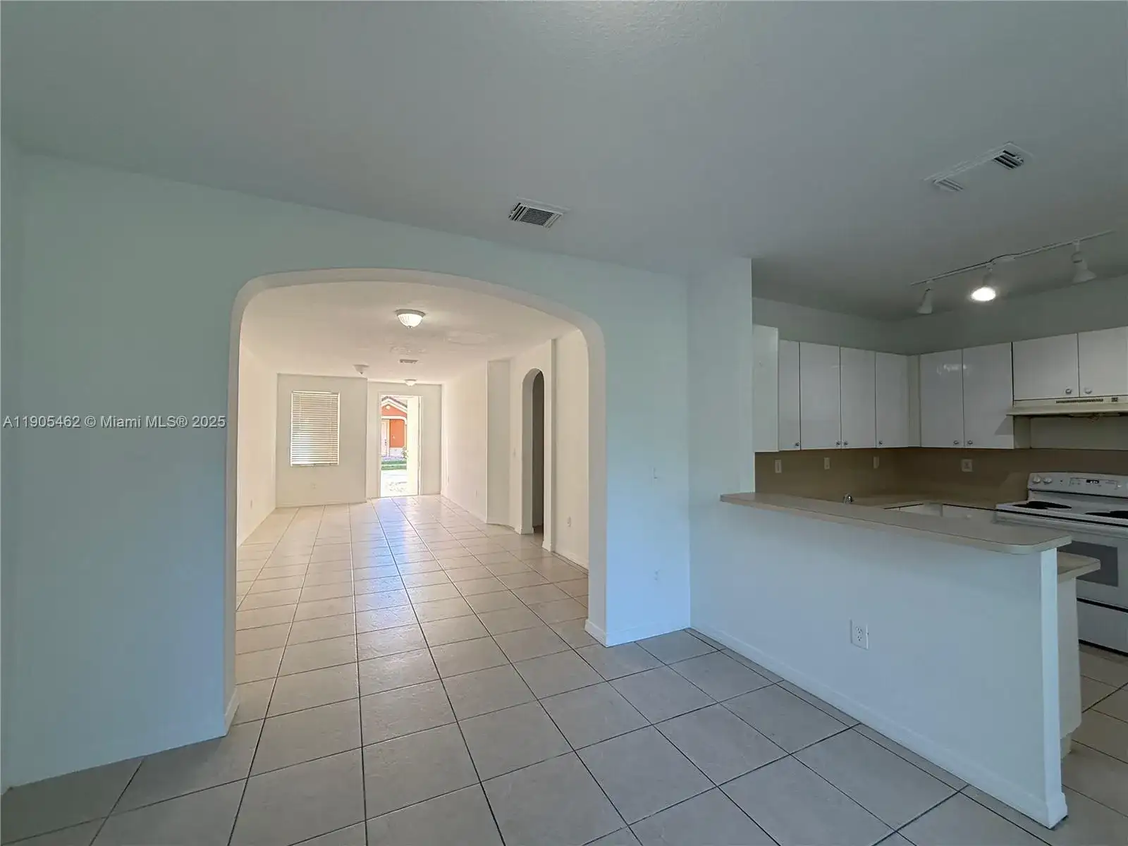 7978 SW 166th Pl, Miami FL 33193 photo 4