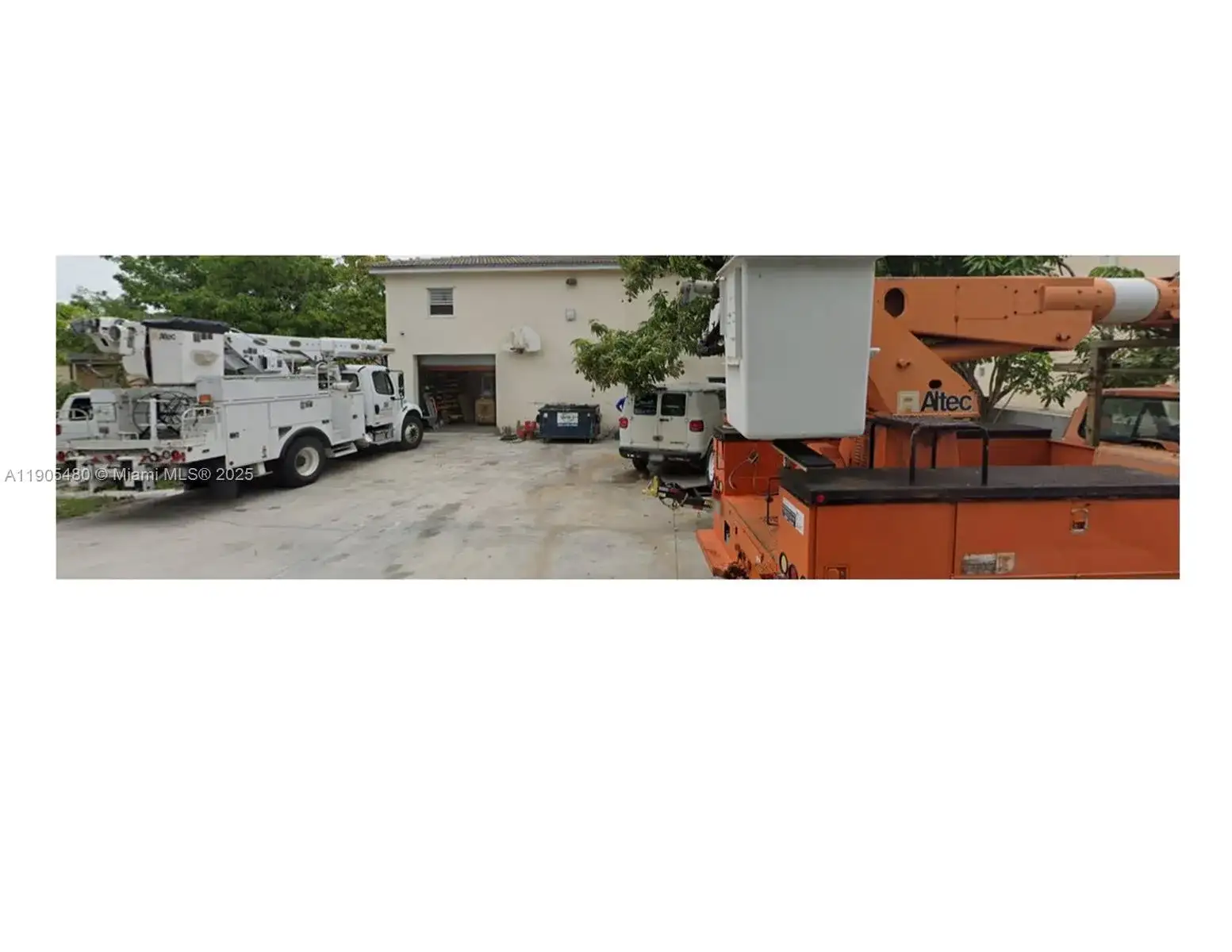 660 Miller Dr, Miami Springs FL 33166 photo 3