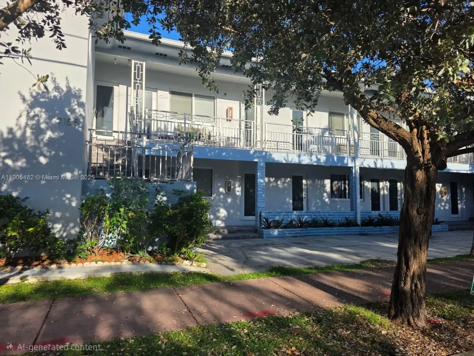 7155 Rue Notre Dame, Miami Beach FL 33141 photo 2