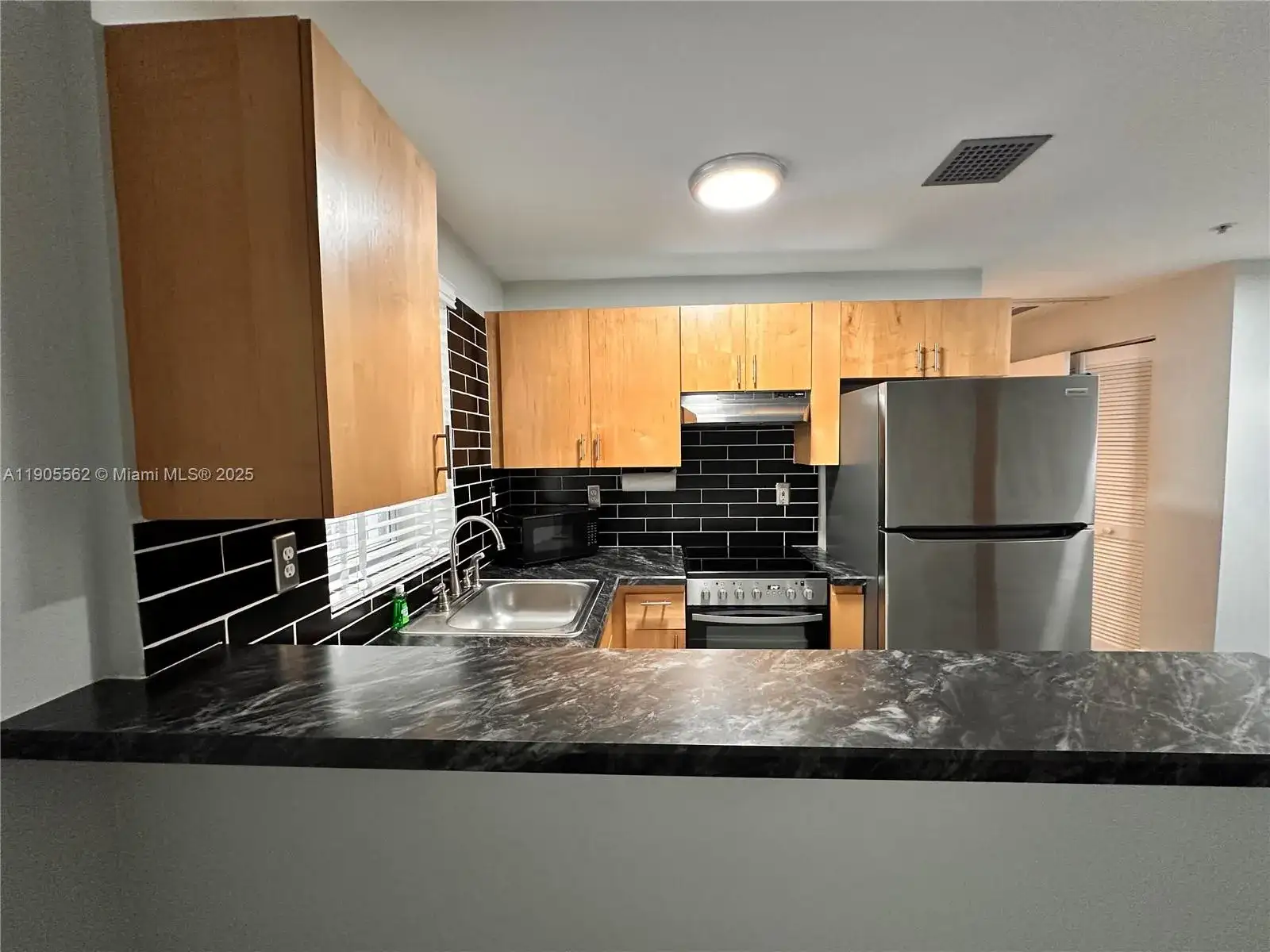 1542 Drexel Ave # 107, Miami Beach FL 33139 photo 5