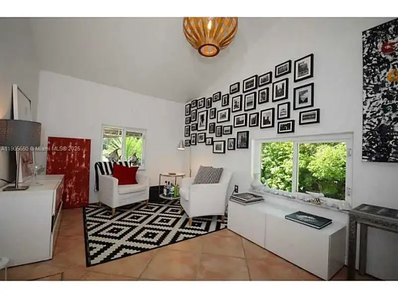 273 NW 92nd St, Miami Shores FL 33150 photo 4