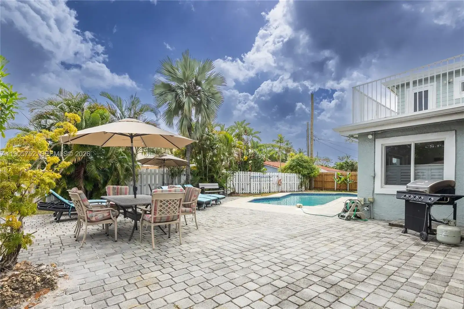 1690 NE 25th Ave, Pompano Beach FL 33062 photo 3