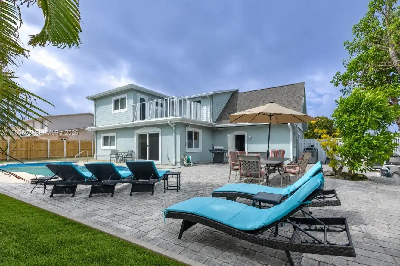1690 NE 25th Ave, Pompano Beach FL 33062 photo 4