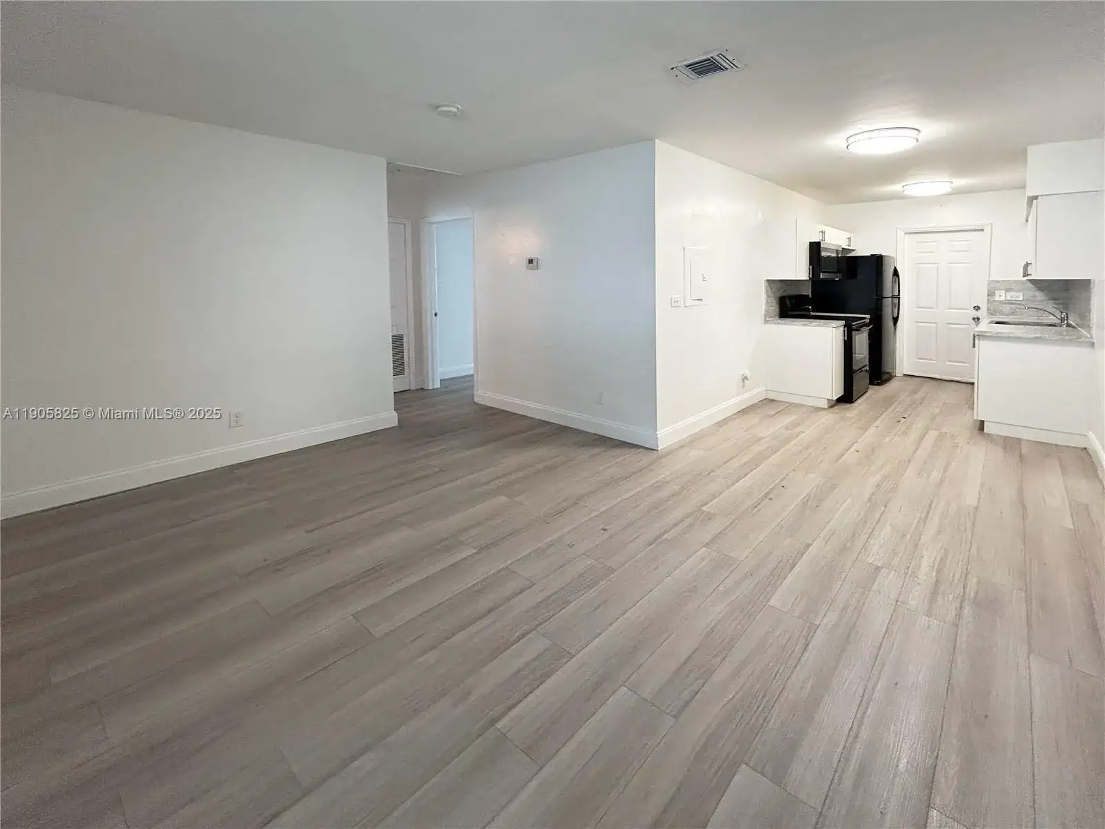738 NE 86th St # 6, Miami FL 33138 photo 4