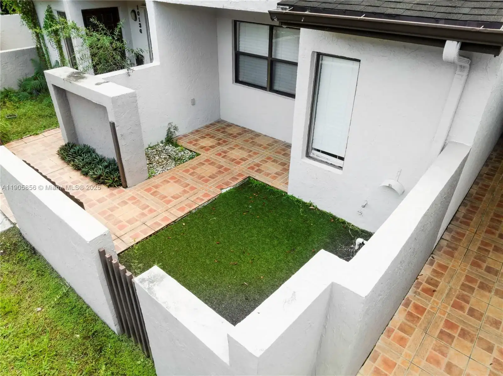 10138 NW 41st St # 6, Doral FL 33178 photo 3