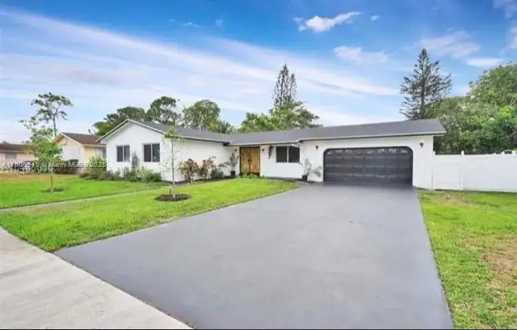 17000 NW 18th Ave, Miami Gardens FL 33056 photo 2