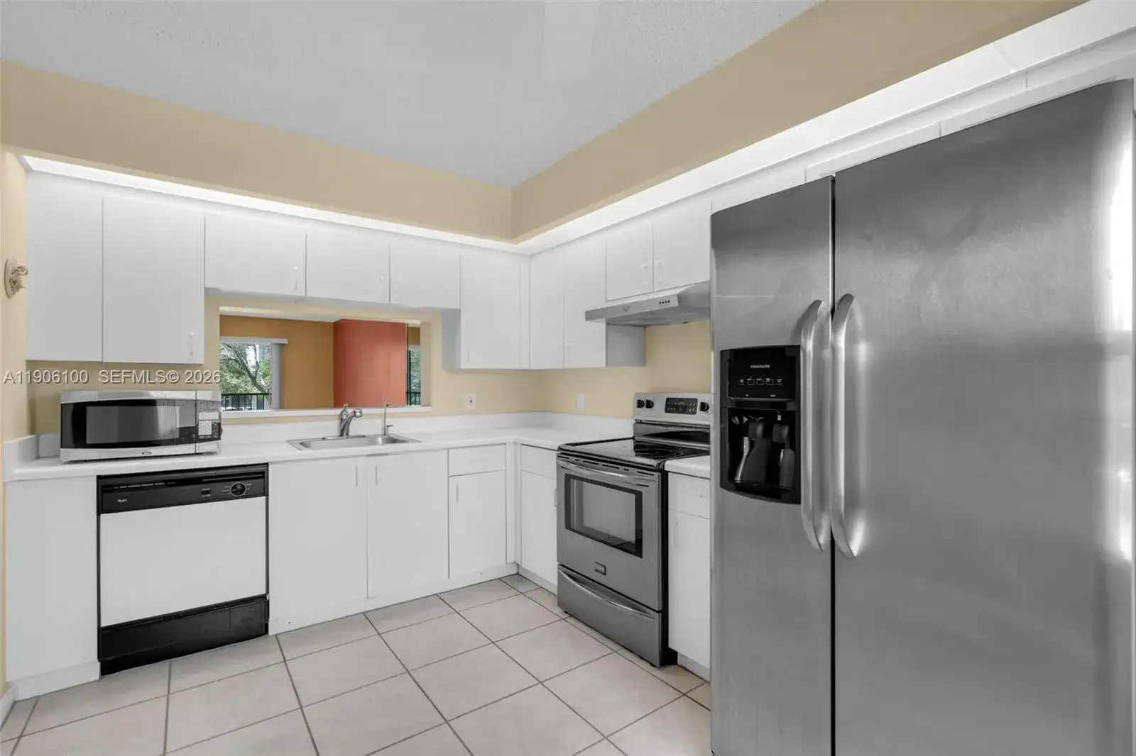 550 SW 137th Ave # 208L, Pembroke Pines FL 33027 photo 3