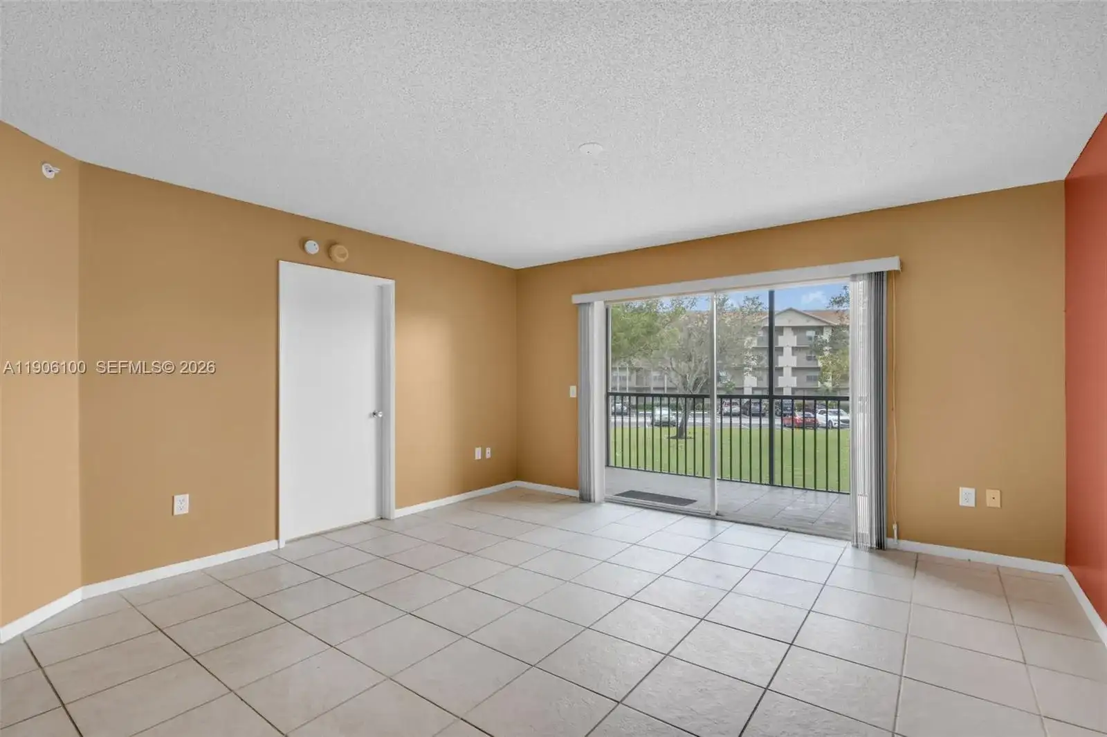 550 SW 137th Ave # 208L, Pembroke Pines FL 33027 photo 5