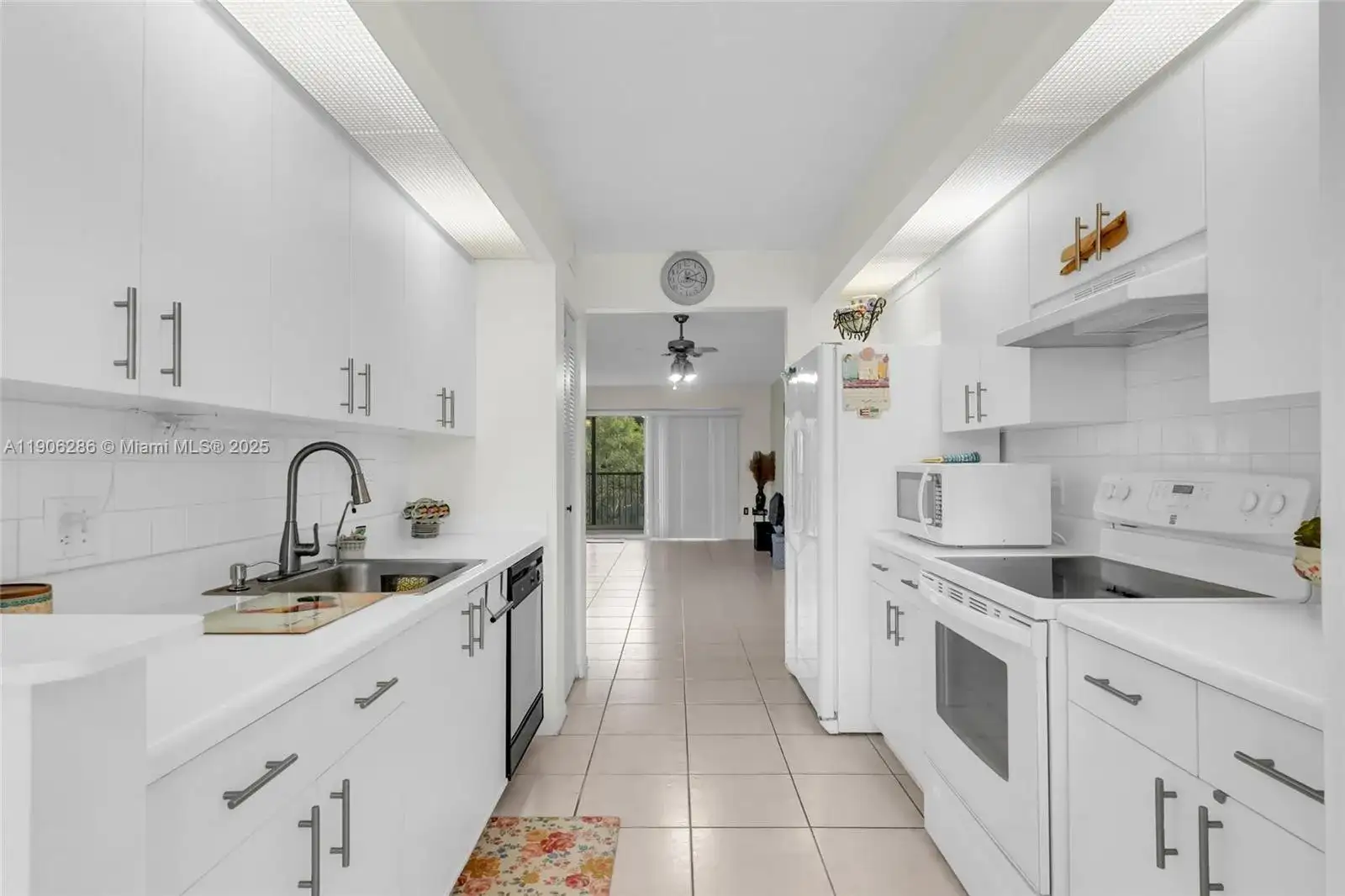 801 SW 138th Ave # 310E, Pembroke Pines FL 33027 photo 2