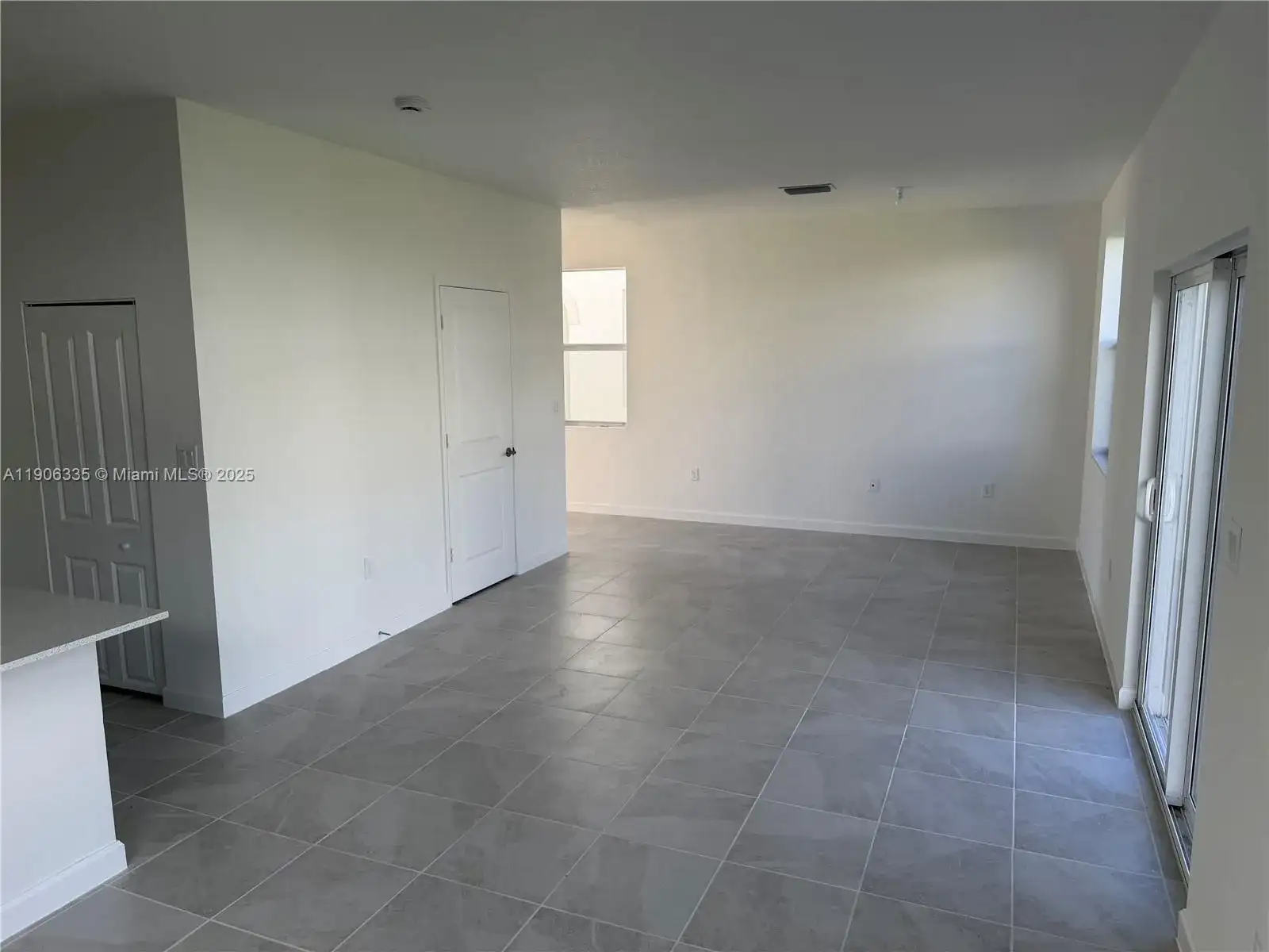 2426 SE 26 LN # 2426, Homestead FL 33035 photo 5