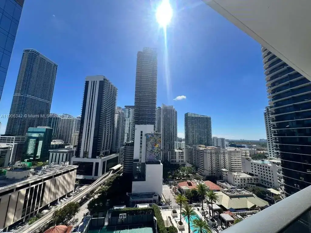 801 S Miami Ave # 1803, Miami FL 33130 photo 2