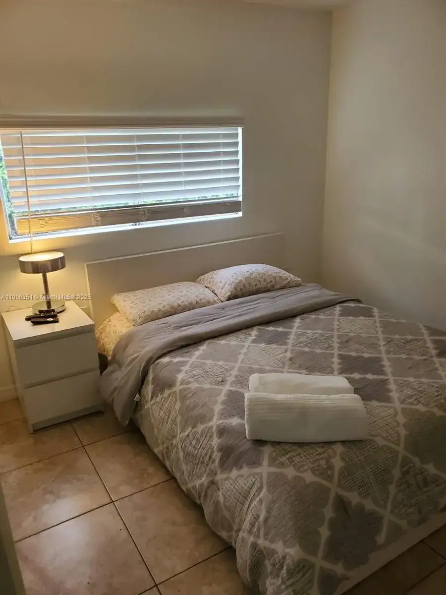 13101 SW 14 St # 1, Miami FL 33184 photo 5