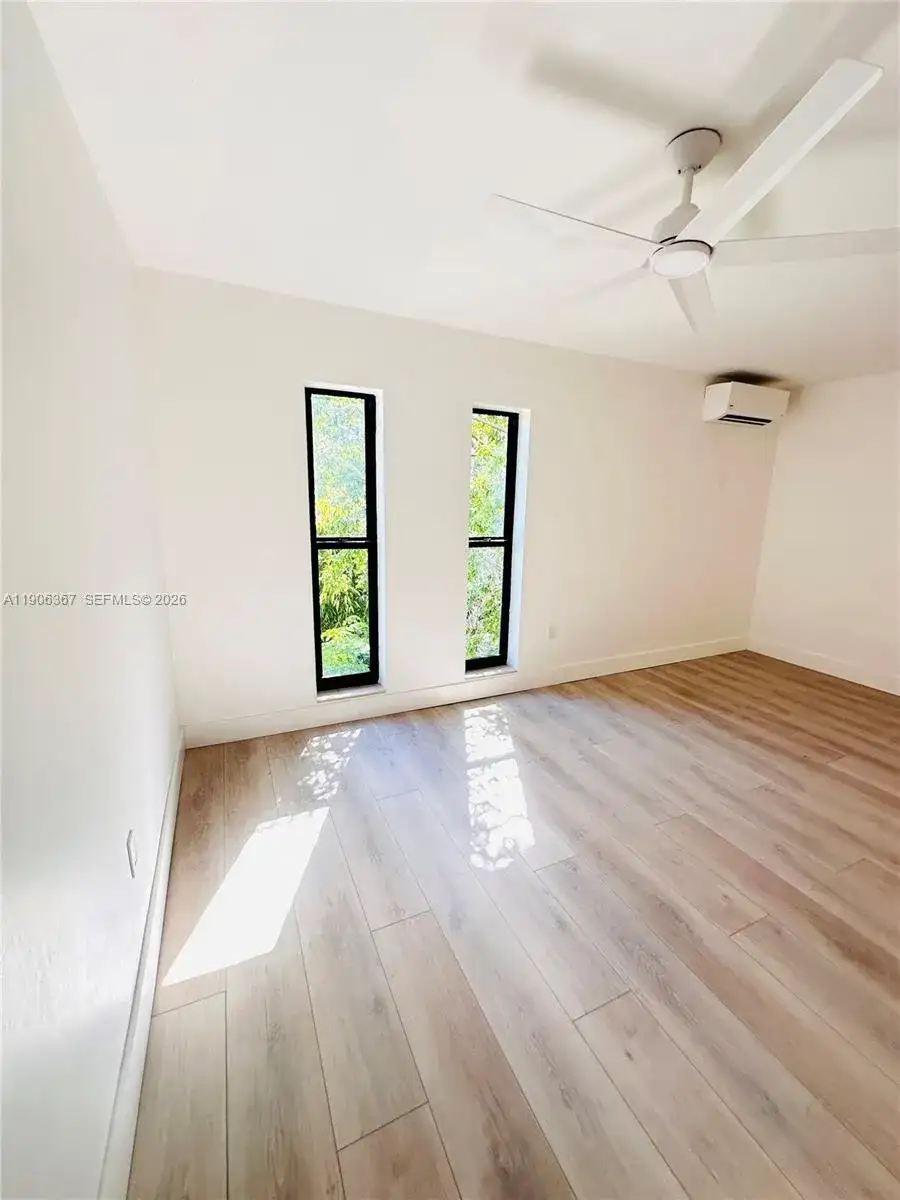 5991 SW 76th # C4, South Miami FL 33143-5167 photo 3