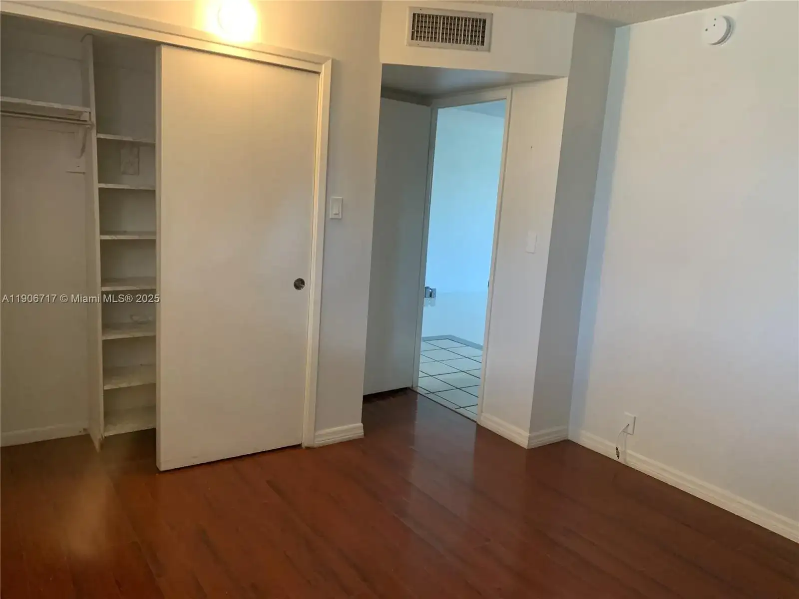 1700 NE 191st St # 206, Miami FL 33179 photo 5