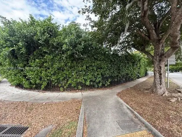 445 Opa Locka Blvd, North Miami FL 33168 photo 4
