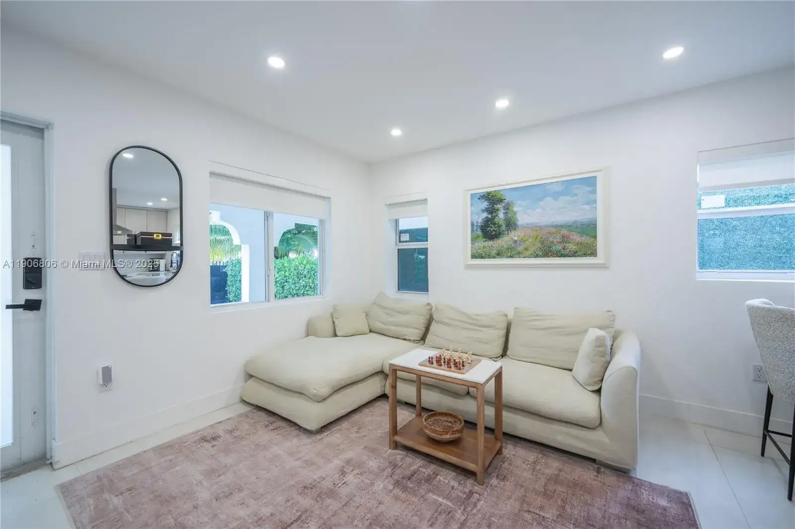 545 NW 47th St, Miami FL 33127 photo 4