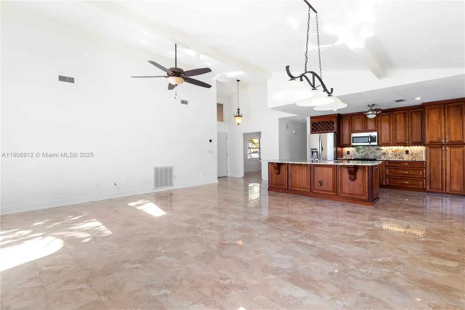 21344 S Escondido Way S, Boca Raton FL 33433 photo 4