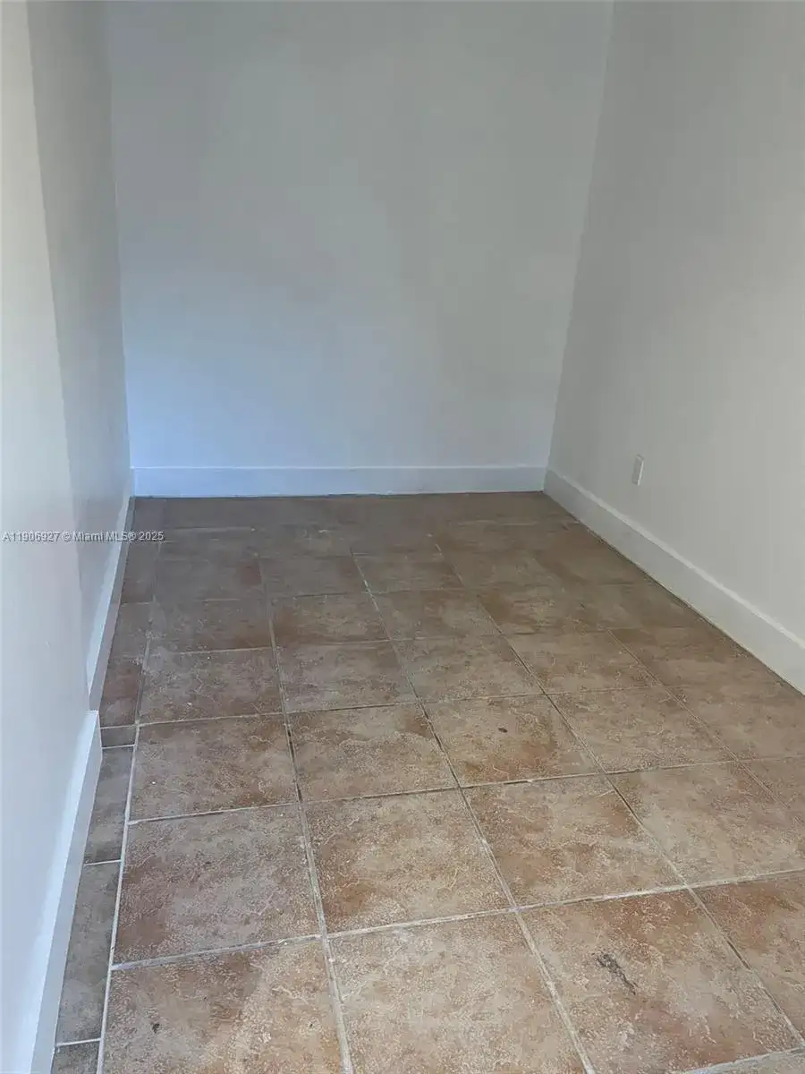 746 NE 80th St, Miami FL 33138 photo 4