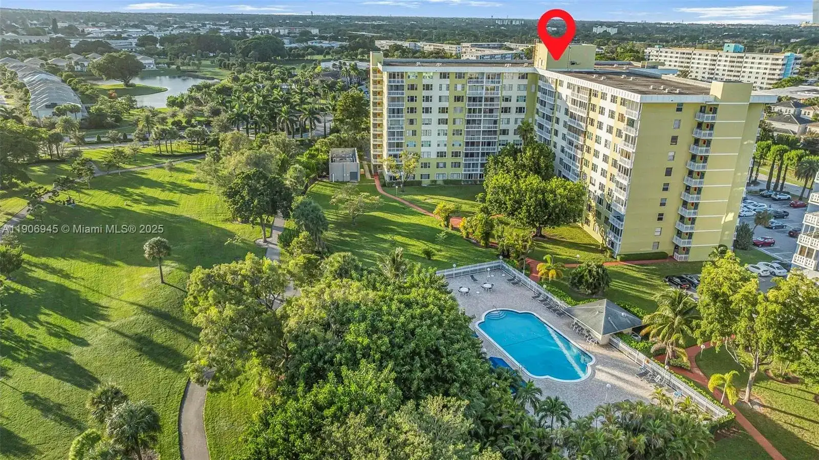 4400 Hillcrest Dr # 912B, Hollywood FL 33021 photo 2