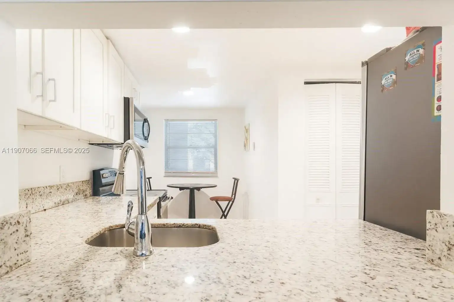 9330 Lagoon Pl # 206, Davie FL 33324 photo 4