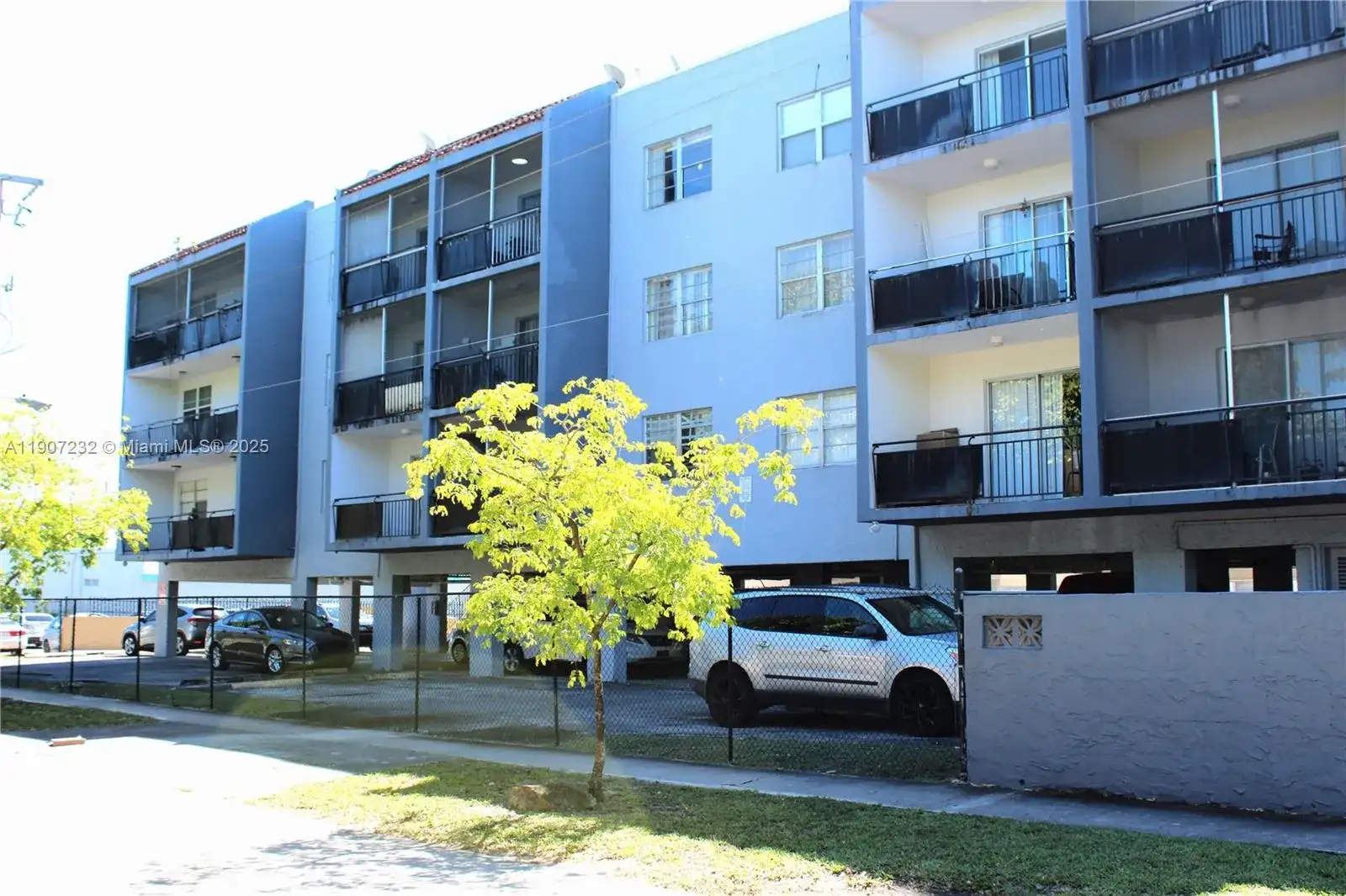 13685 NE 10th Ave # 309, North Miami FL 33161 photo 3