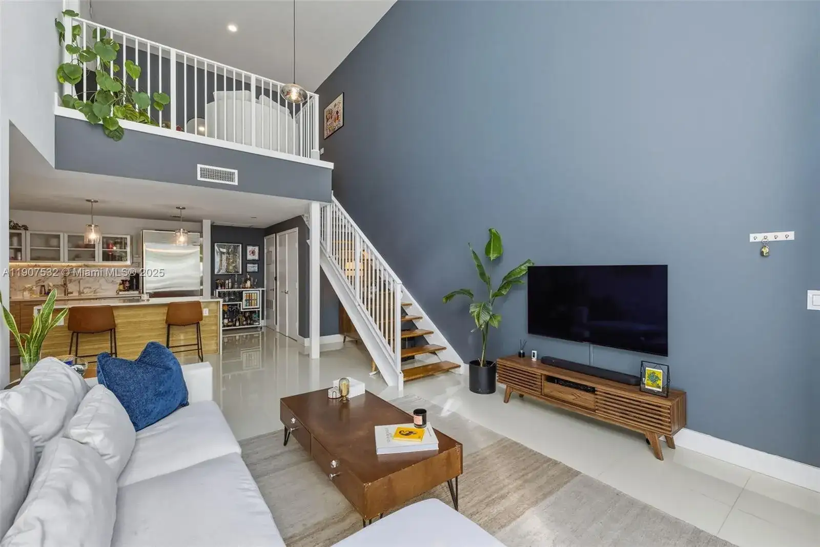 2020 N Bayshore, Miami FL 33137 photo 4