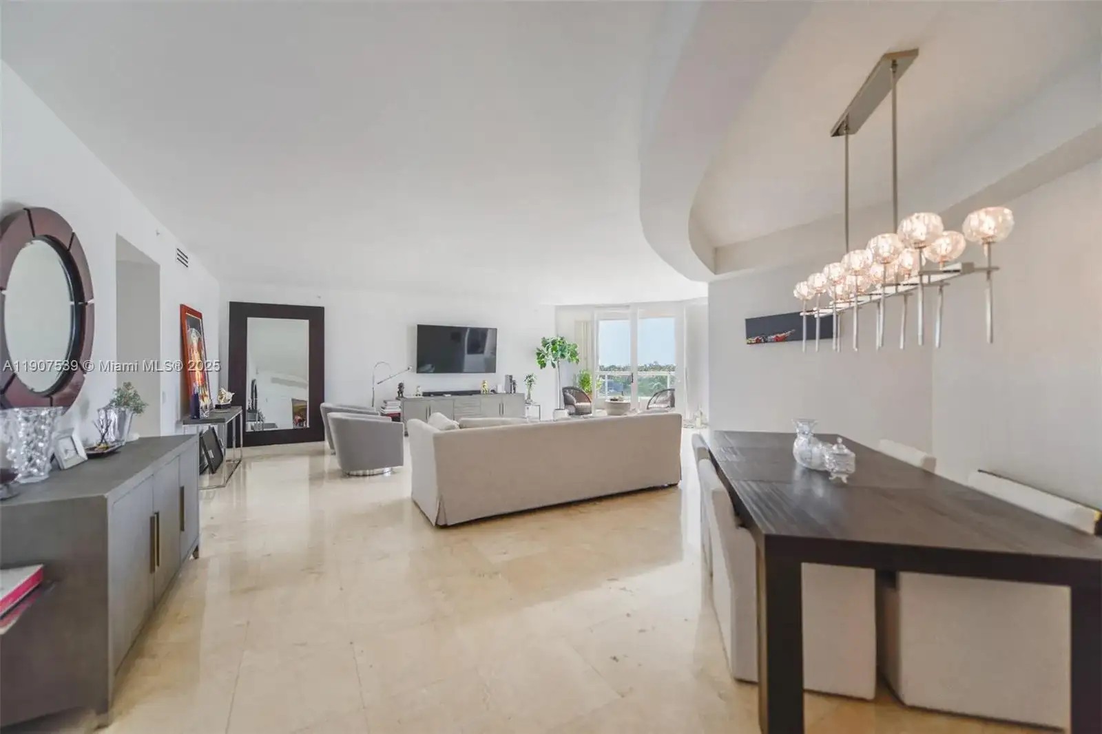 21050 Point Pl # 702, Aventura FL 33180 photo 2