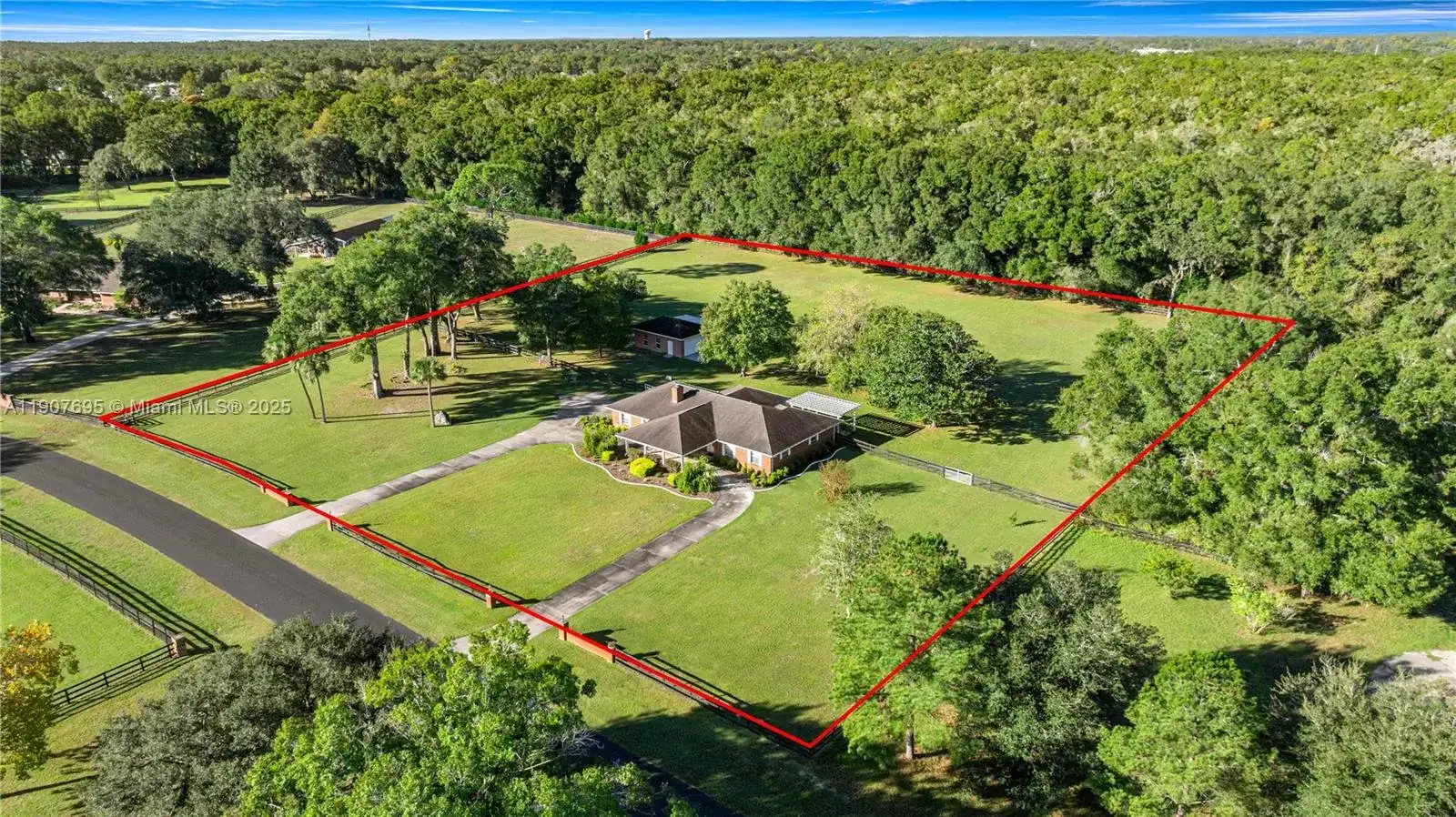 9812 SW 74 Ave, Ocala FL 34476 photo 4