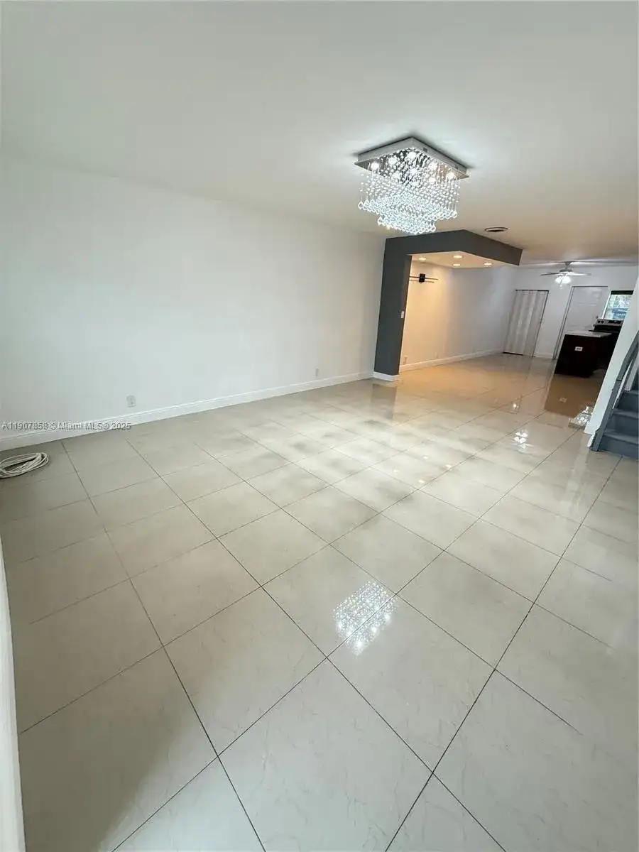 5215 SW 40th Ave # 48, Dania Beach FL 33314 photo 2