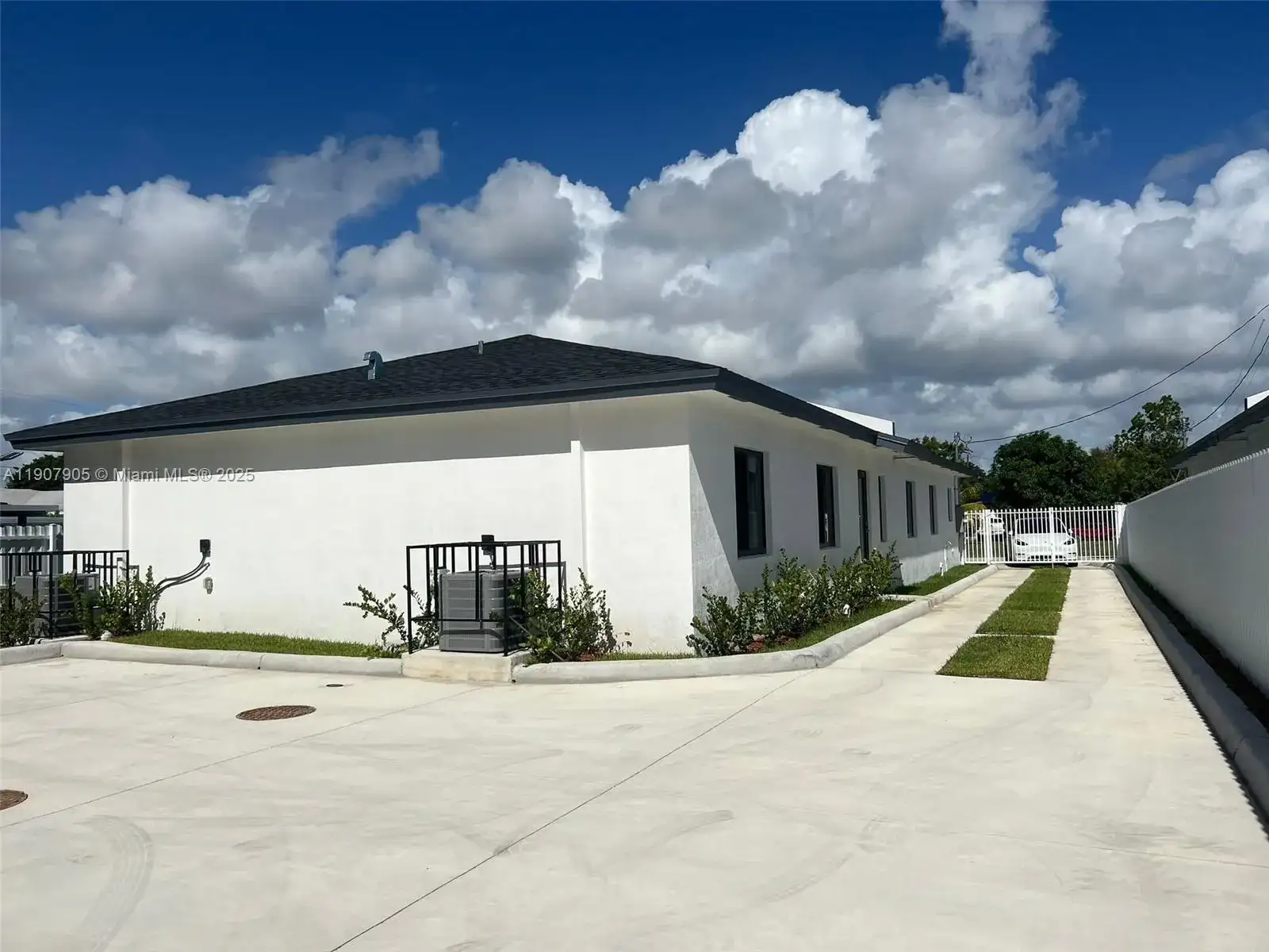 11980-11982 SW 213th st, Miami FL 33177 photo 2