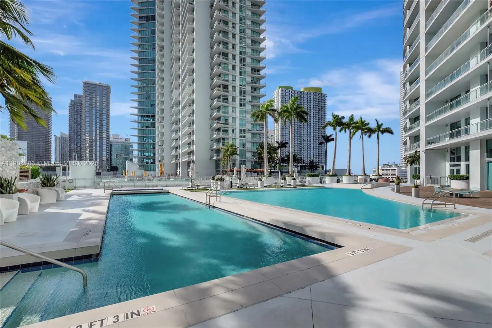 90 SW 3rd St # 1209, Miami FL 33130 photo 2