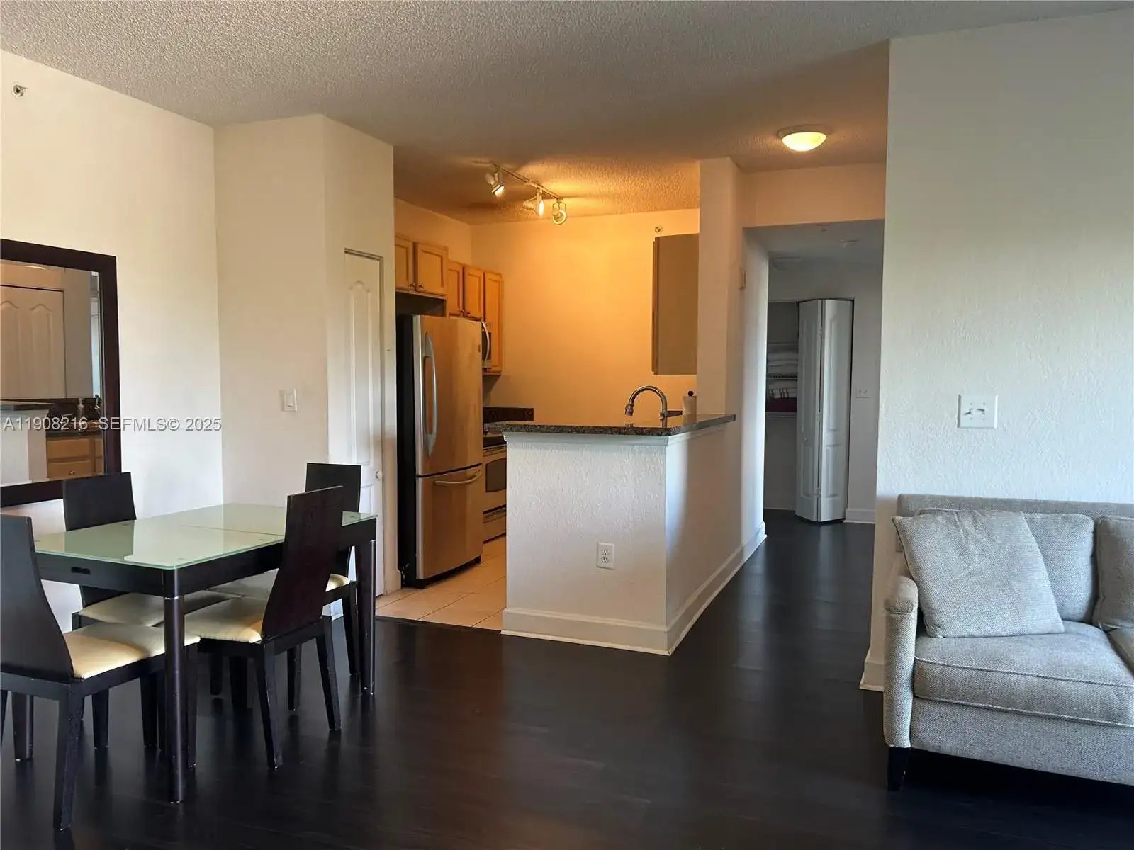 6001 SW 70th St # 551, South Miami FL 33143 photo 2