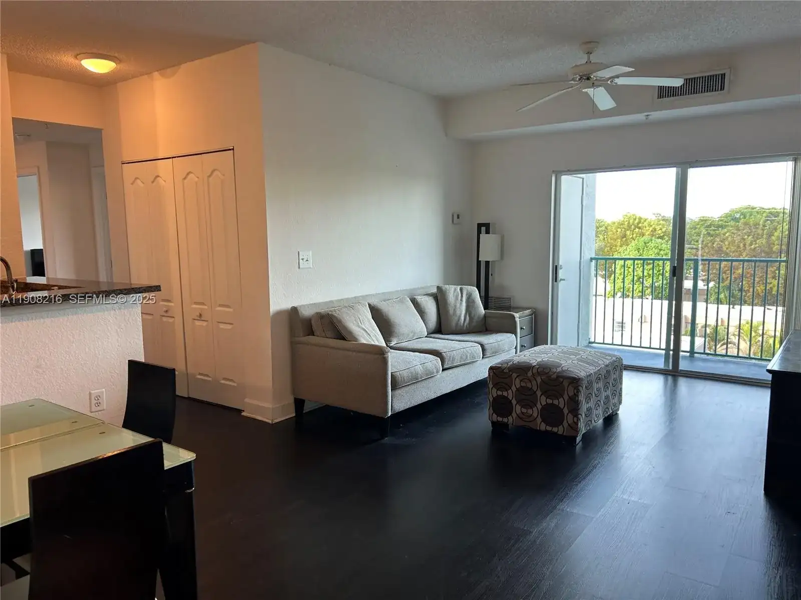 6001 SW 70th St # 551, South Miami FL 33143 photo 3