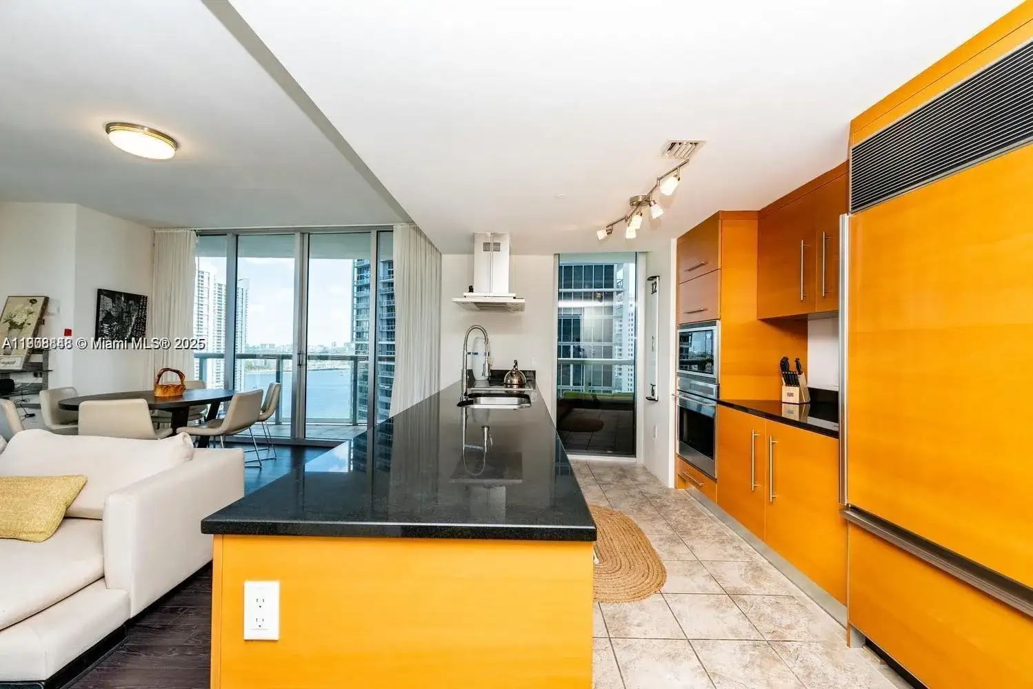 485 Brickell Ave # 2302, Miami FL 33131 photo 5