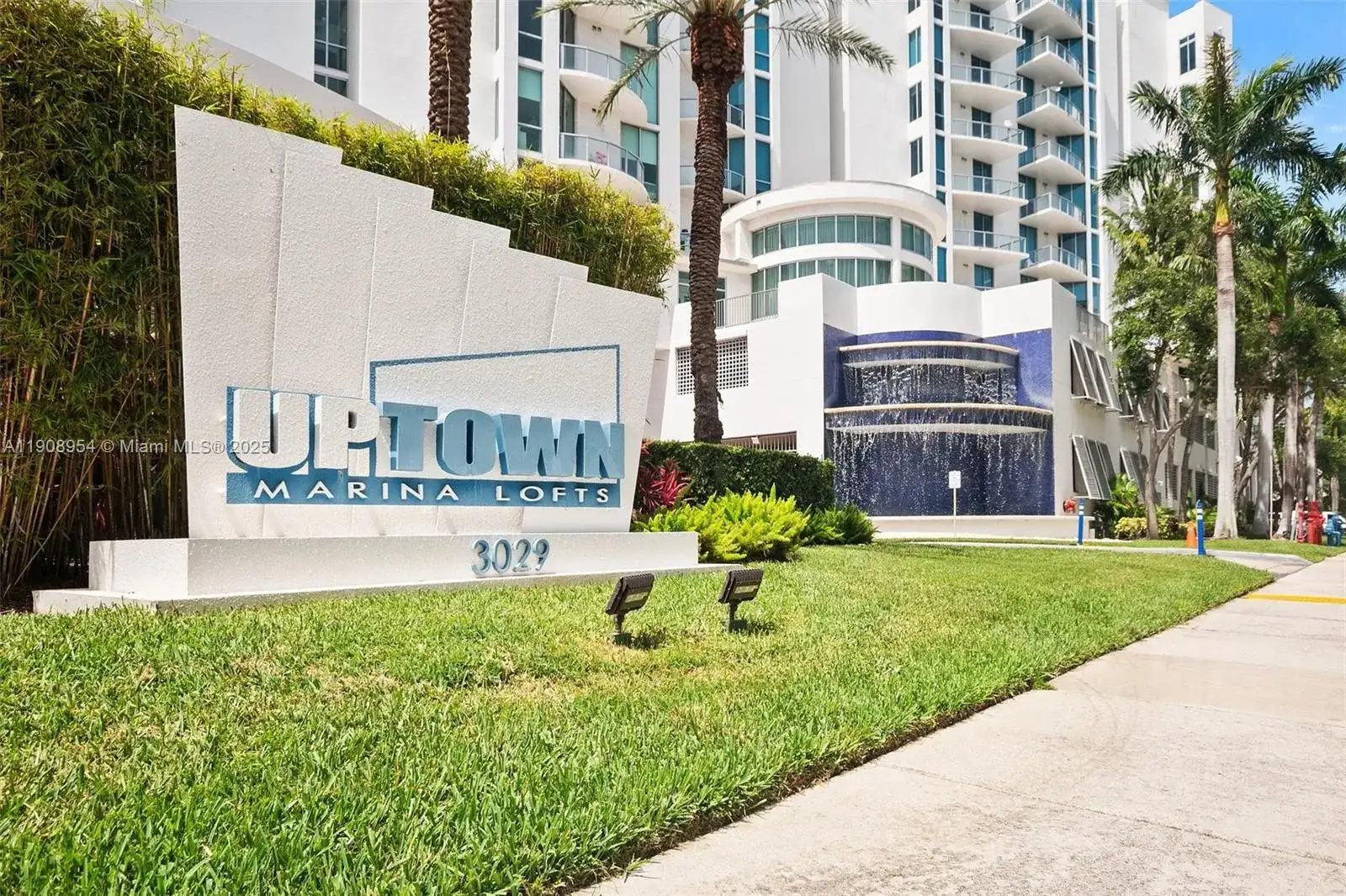 3029 NE 188th St # 821, Aventura FL 33180 photo 3