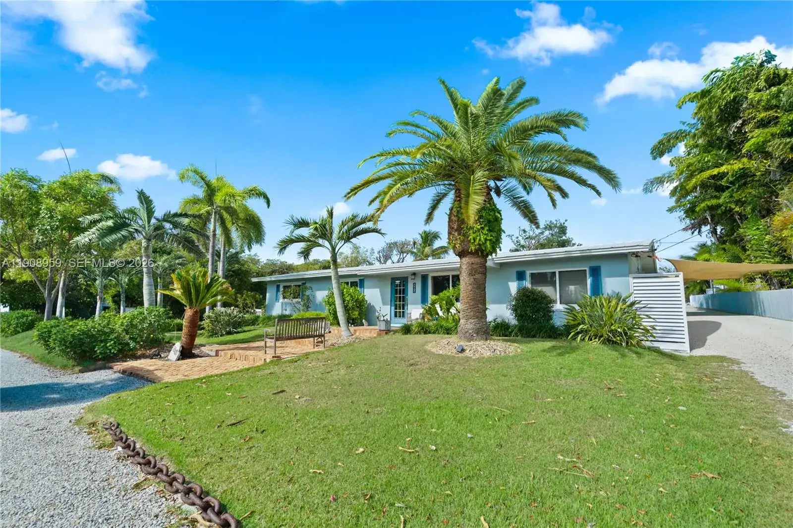 160 Ridge St, Tavernier FL 33070 photo 4