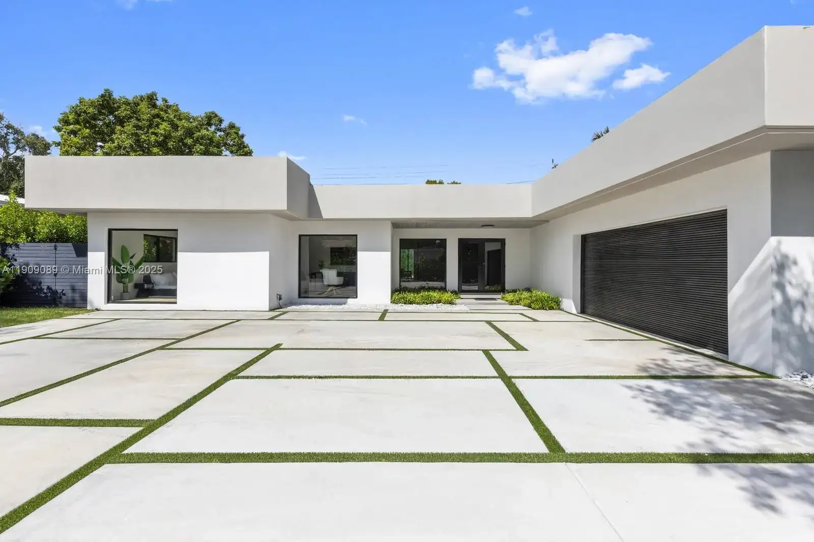 85 W Shore Dr W, Miami FL 33133 photo 3