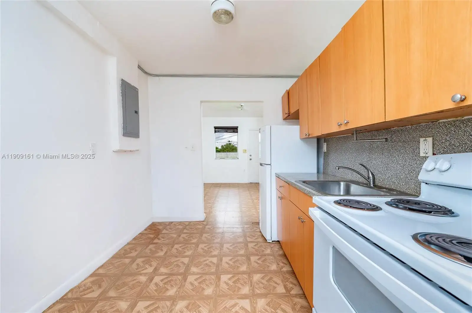 10015 SW 170th Ter, Miami FL 33157 photo 5