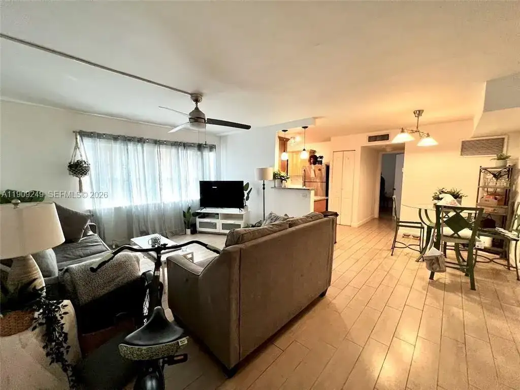 1100 SE 4th Ave # 10, Deerfield Beach FL 33441 photo 5