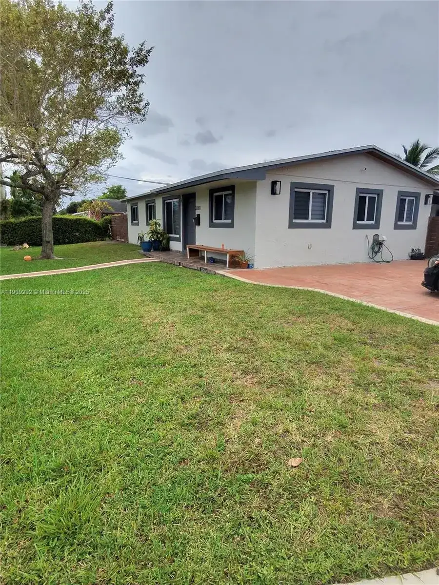 20180 NW 14th Ct, Miami Gardens FL 33169 photo 5